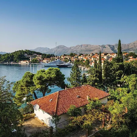Apartment Two-bedroom In Cavtat