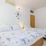 公寓 Two-bedroom In *