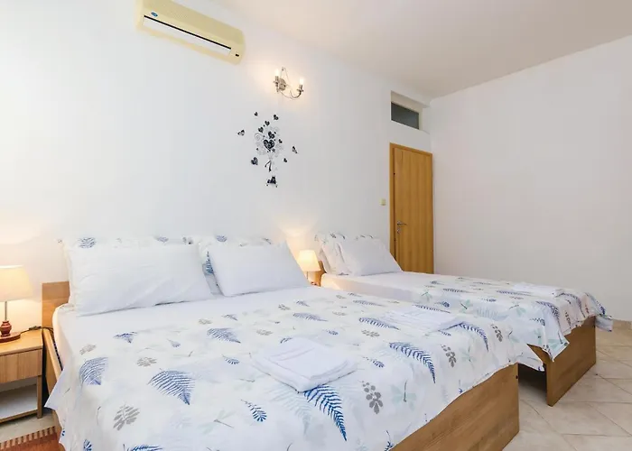 Apartamento Two-bedroom In *